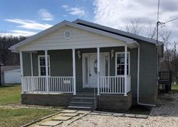 Foreclosure Listing in HIGHLAWN AVE MILTON, WV 25541