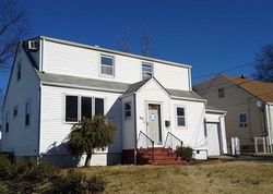 Foreclosure Listing in HIGHLAND AVE BERGENFIELD, NJ 07621