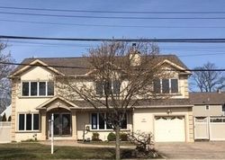 Foreclosure Listing in N KINGS AVE MASSAPEQUA, NY 11758