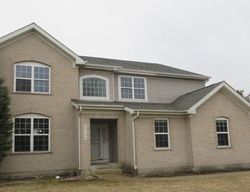  Waterford Dr, Mchenry IL