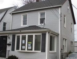 Foreclosure Listing in BEDFORD AVE NEW HYDE PARK, NY 11040