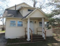 Foreclosure Listing in N 2ND ST GRAYSLAKE, IL 60030