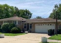 Foreclosure Listing in WENTWORTH AVE LANSING, IL 60438