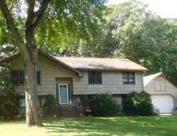 Foreclosure Listing in BONNIE BROOK DR SHELTON, CT 06484