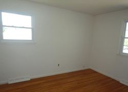 Foreclosure Listing in TEMPLE AVE WOODBURY HEIGHTS, NJ 08097