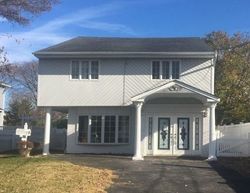  W Shore Dr, Massapequa NY