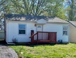 Foreclosure Listing in N HIGHLAND DR INDEPENDENCE, MO 64050