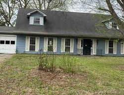 Foreclosure Listing in COUNTRY CLUB DR YAZOO CITY, MS 39194