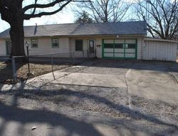 Foreclosure Listing in WARDER ST RICHMOND, MO 64085