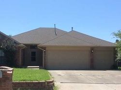 Foreclosure Listing in CRAIG BLVD EDMOND, OK 73003