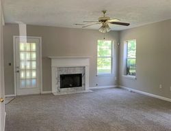 Foreclosure Listing in SAWGRASS WAY FAYETTEVILLE, GA 30215