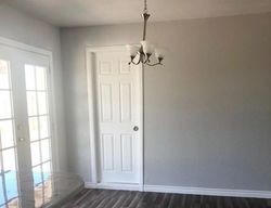 Foreclosure Listing in MANHASSET RD APPLE VALLEY, CA 92308