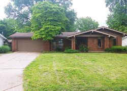 Foreclosure Listing in CARRIAGE LN HAZELWOOD, MO 63042