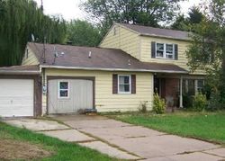 Foreclosure Listing in GARY AVE PENNS GROVE, NJ 08069