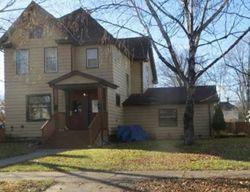 Foreclosure Listing in CHESTNUT ST GRAND FORKS, ND 58201