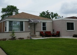 Foreclosure in  W 82ND PL Chicago, IL 60652