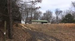 Foreclosure Listing in WINGO LEVEE RD GREENFIELD, TN 38230