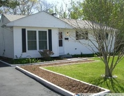 Foreclosure Listing in EAGLE AVE MEDFORD, NY 11763