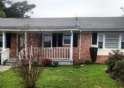 Foreclosure Listing in ELMORE ST MOUNT OLIVE, NC 28365