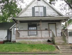  W 1st St, Galesburg IL