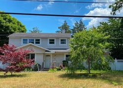 Foreclosure Listing in EAGLE AVE MEDFORD, NY 11763