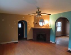 Foreclosure Listing in COLUMBUS AVE ANDERSON, IN 46013