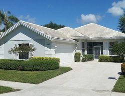 Foreclosure Listing in WAKEFIELD DR PALM BEACH GARDENS, FL 33410