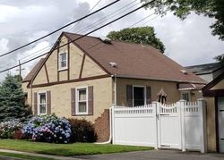Foreclosure Listing in FENIMORE ST LYNBROOK, NY 11563