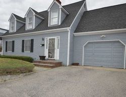 Foreclosure Listing in PINE LN BAYVILLE, NY 11709