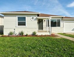 Foreclosure Listing in 40TH ST RICHMOND, CA 94805