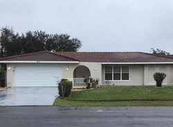 Foreclosure Listing in SAN CARLOS WAY KISSIMMEE, FL 34758