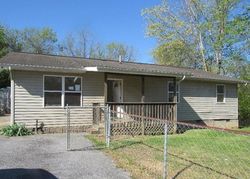 Foreclosure Listing in NORLIL RD SEVIERVILLE, TN 37876