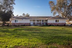 Foreclosure Listing in E MOUNT WHITNEY AVE LATON, CA 93242