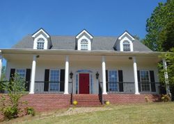 Foreclosure Listing in CHATEAU FOREST RD HOSCHTON, GA 30548