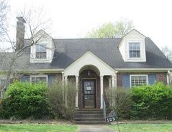 Foreclosure Listing in MOORELAND DR HOPKINSVILLE, KY 42240