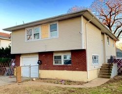 Foreclosure Listing in W PENNYWOOD AVE ROOSEVELT, NY 11575