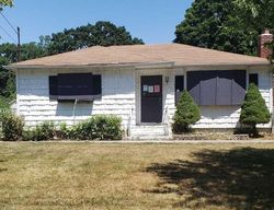 Foreclosure Listing in FLORADORA DR MASTIC, NY 11950