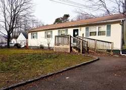 Foreclosure Listing in BANANA ST CENTRAL ISLIP, NY 11722