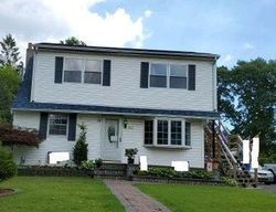 Foreclosure Listing in UDALL RD WEST ISLIP, NY 11795