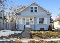 Foreclosure Listing in 23RD STREET A MOLINE, IL 61265