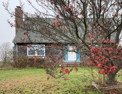 Foreclosure Listing in NEWBURY AVE FAIRHAVEN, MA 02719
