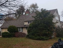 Foreclosure Listing in BRITTLE LN HICKSVILLE, NY 11801