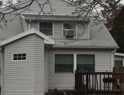 Foreclosure Listing in E 20TH ST HUNTINGTON STATION, NY 11746