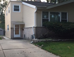 Foreclosure Listing in N 4TH AVE APT B DES PLAINES, IL 60016