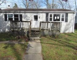 Foreclosure Listing in WILLOW LN WILLIAMSTOWN, NJ 08094