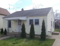 Foreclosure Listing in W OAK ST WASHINGTON COURT HOUSE, OH 43160