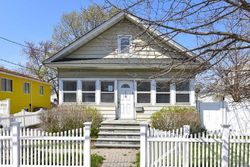 Foreclosure Listing in INDEPENDENCE AVE FREEPORT, NY 11520