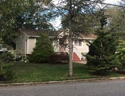 Foreclosure Listing in GREENHAVEN DR PORT JEFFERSON STATION, NY 11776