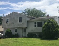 Foreclosure Listing in FIG ST CENTRAL ISLIP, NY 11722
