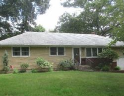  Quebec Dr, Huntington Station NY